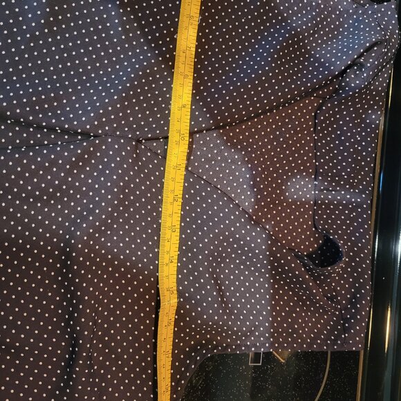 George black and white's polka dotted top - Picture 5 of 5